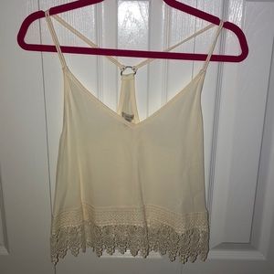 URBAN OUTFITTERS CROP TOP WITH LACE DETAILING